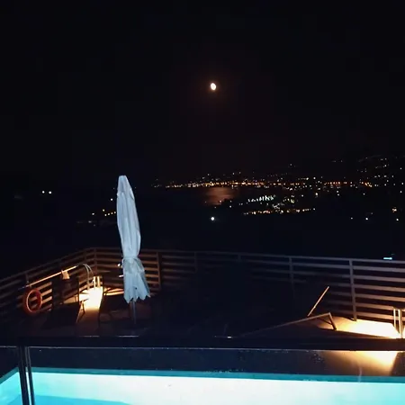 Argia With Private Pool