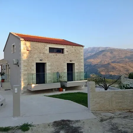 Argia With Private Pool