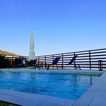 Argia With Private Pool *